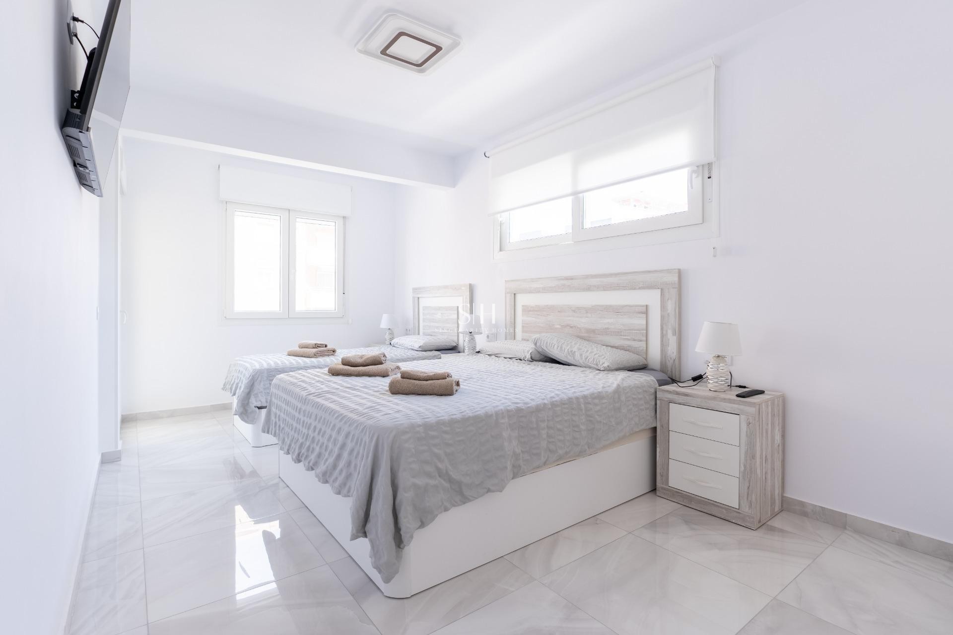 Resale - House - Torrevieja - Punta prima