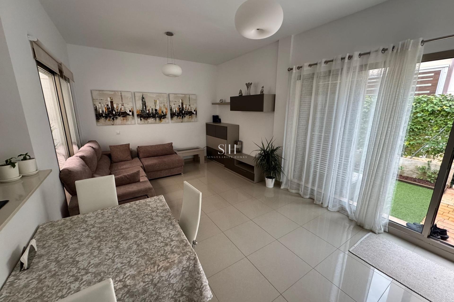 Resale - House - Torrevieja - Punta prima