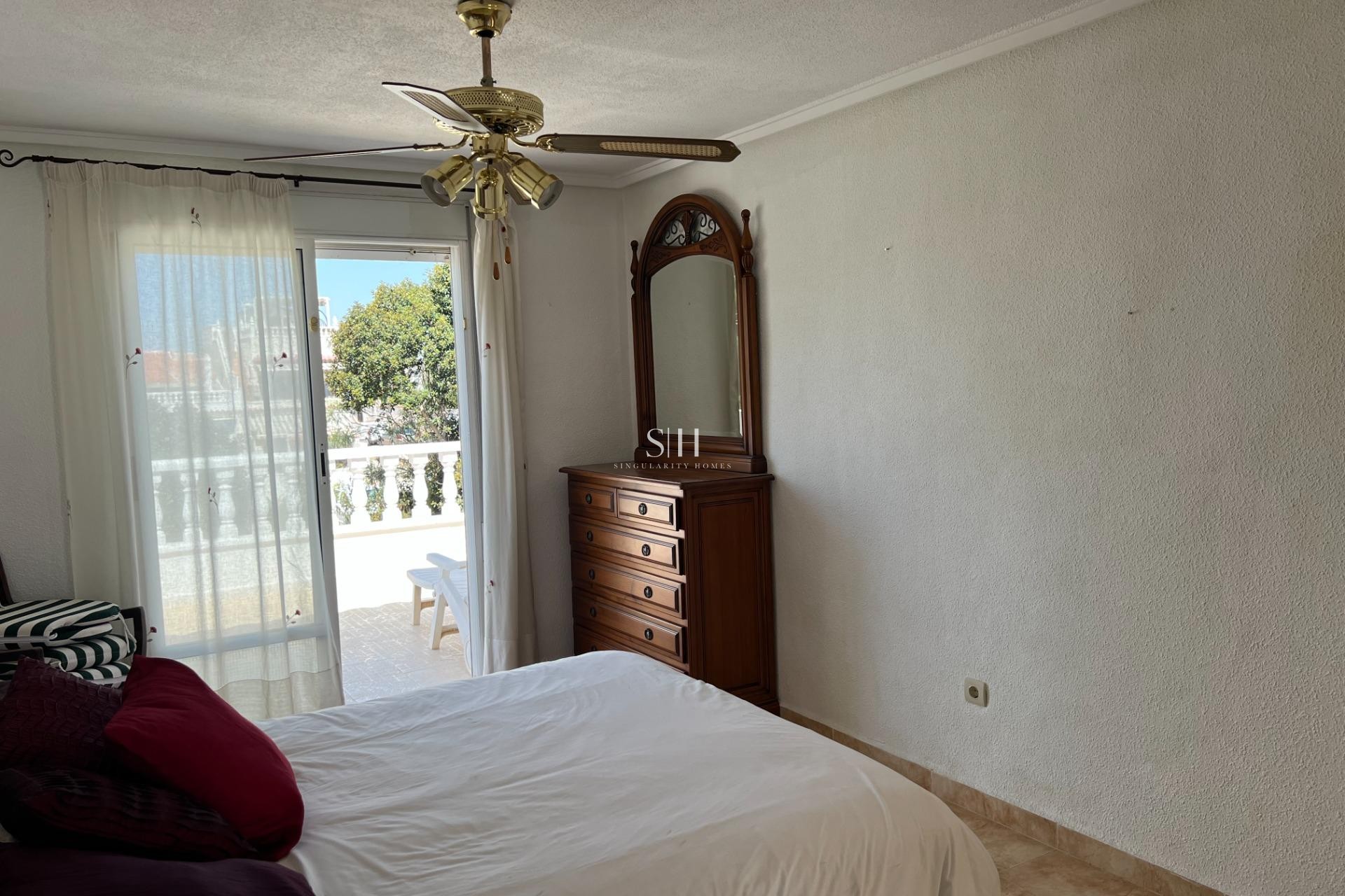 Resale - House - Torrevieja - San Luis