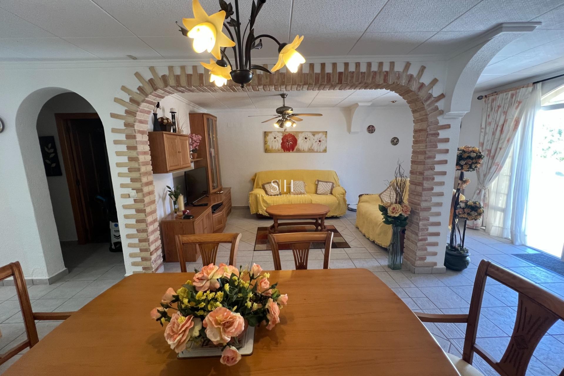 Resale - House - Torrevieja - San Luis