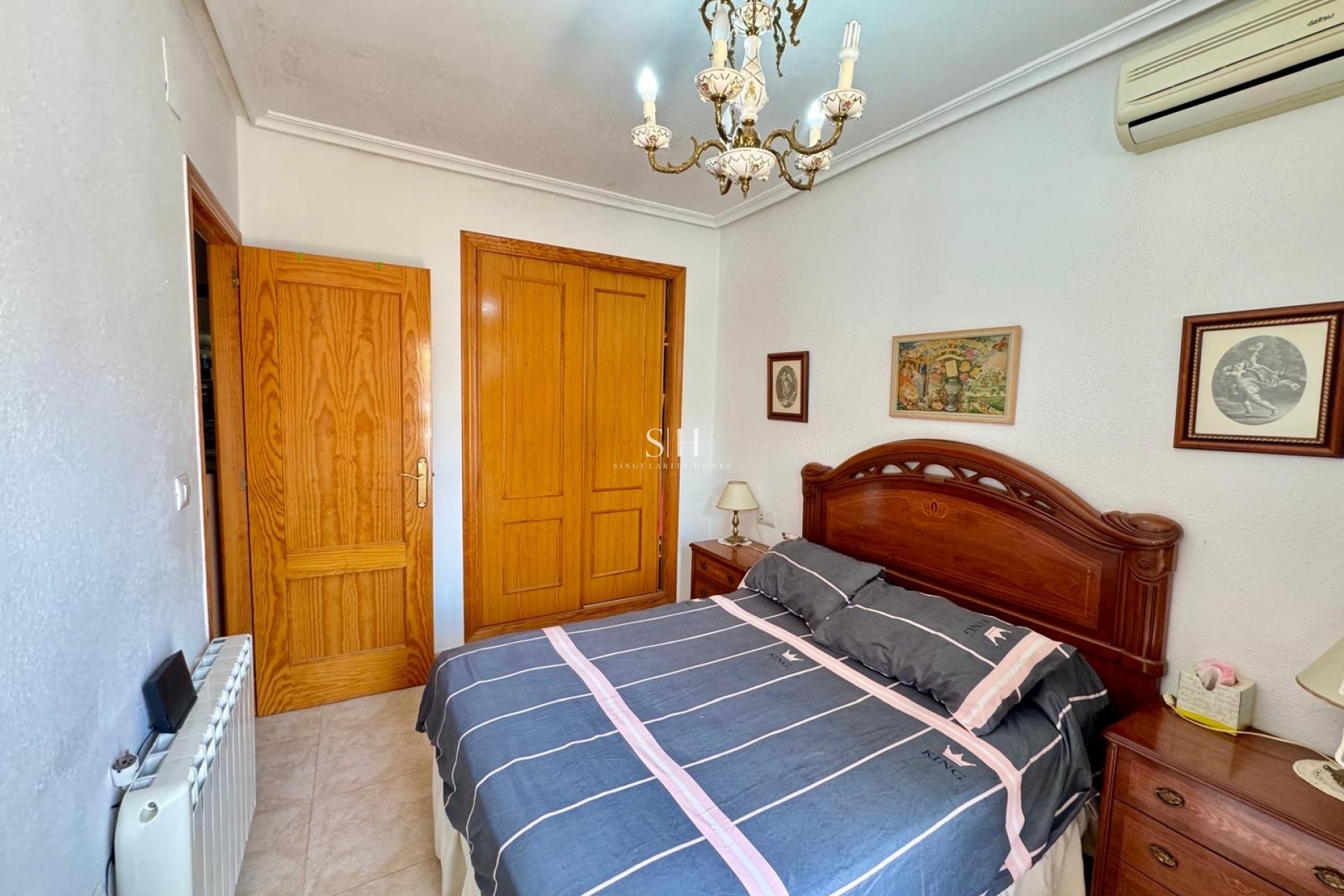 Resale - House - Torrevieja - Torretas