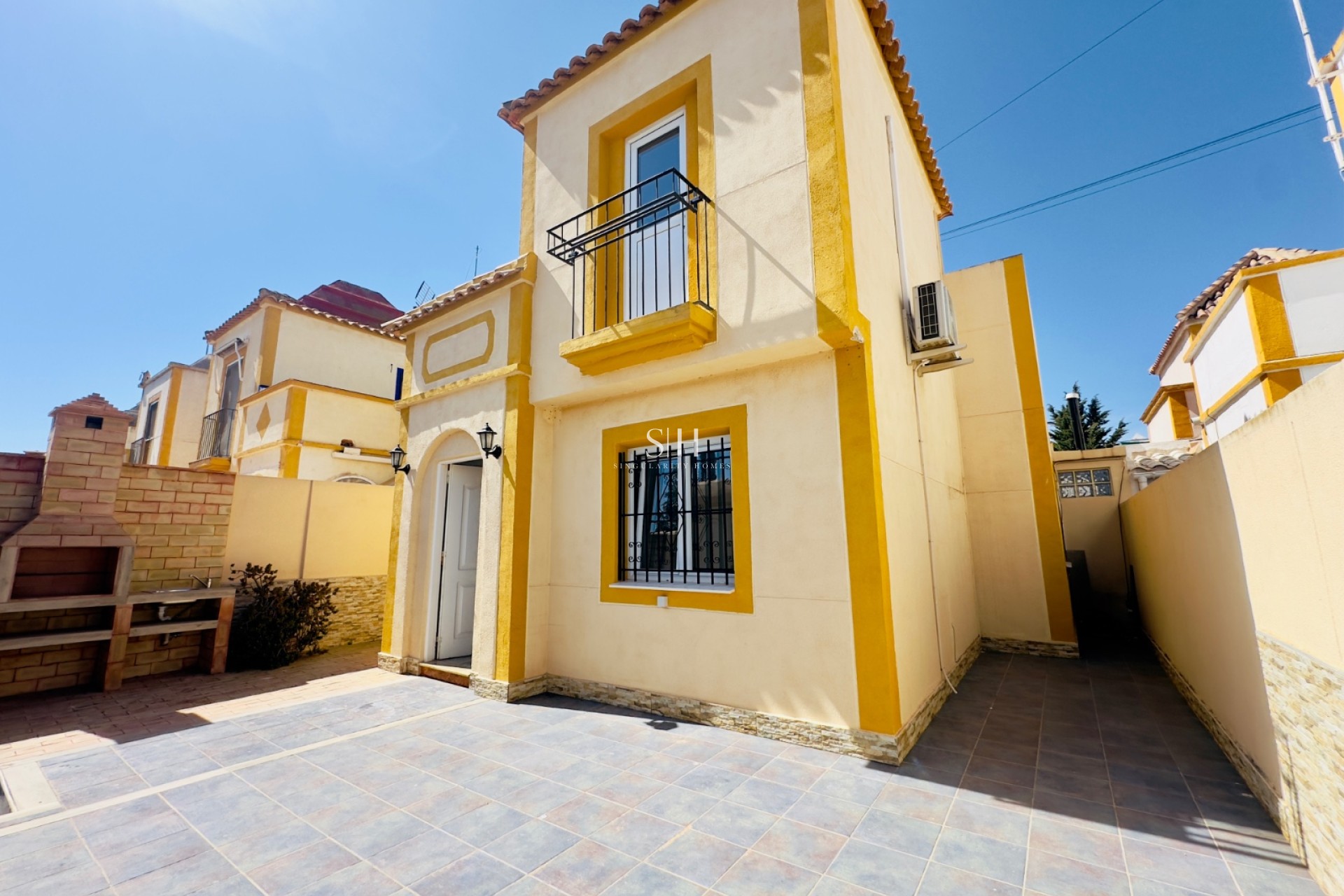 Resale - House - Torrevieja - Torrevieja*