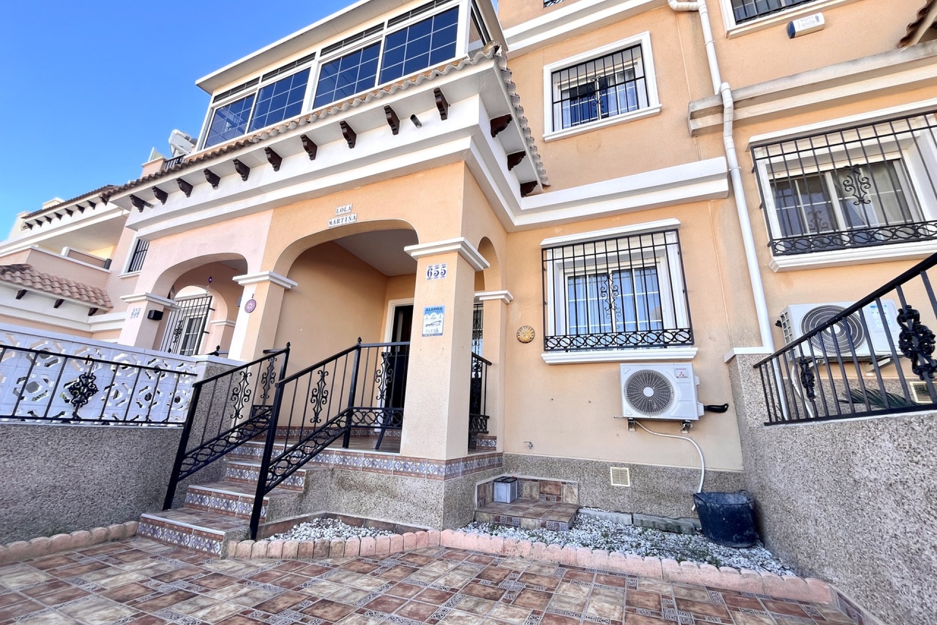 Resale - House - Villamartin - Costa Blanca