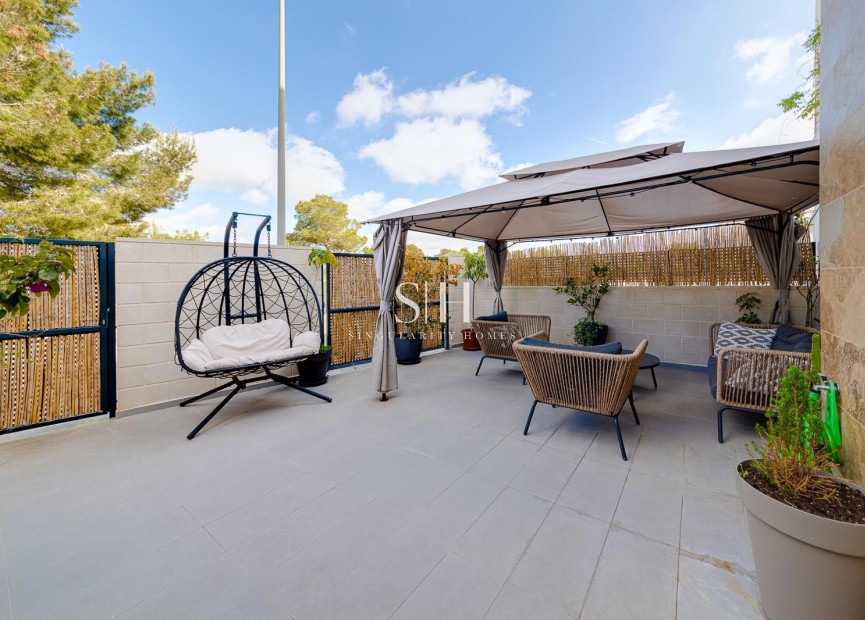 Resale - House - Villamartin - Orihuela costa