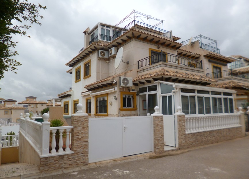 Resale - Quad - Playa Flamenca - Costa Blanca