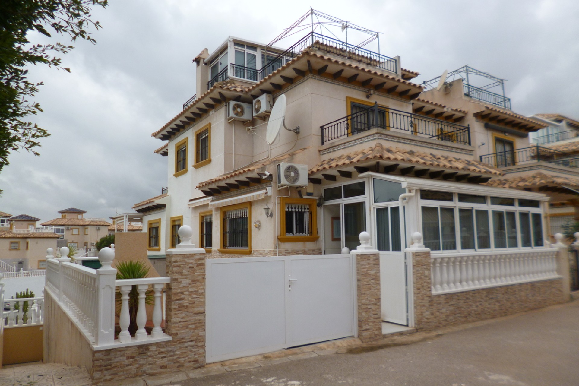 Resale - Quad - Playa Flamenca - Costa Blanca