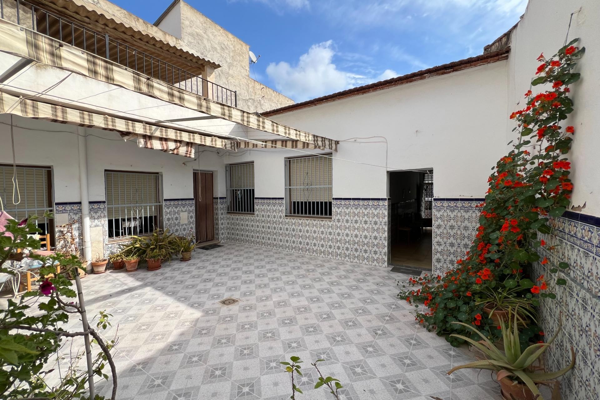 Resale - Town House - Dolores - Centro