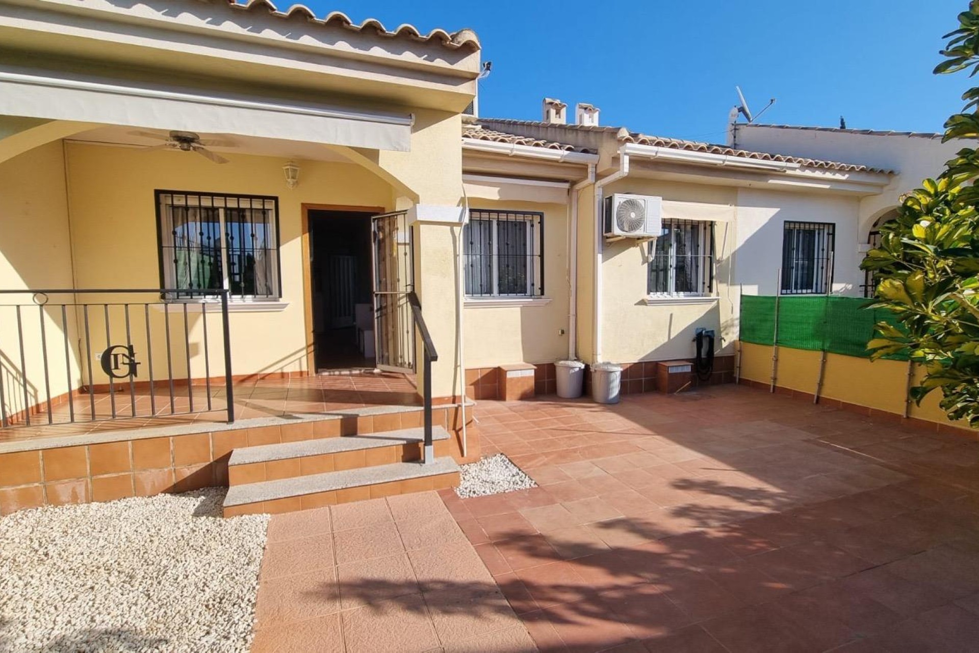 Resale - Town House - Guardamar del Segura - Pinomar