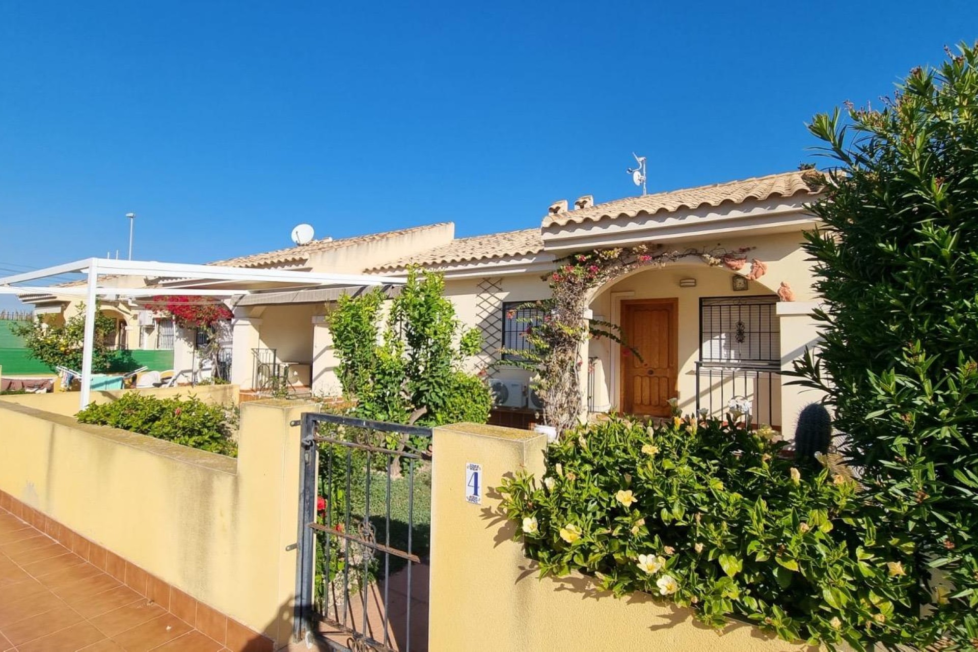 Resale - Town House - Guardamar del Segura - Pinomar