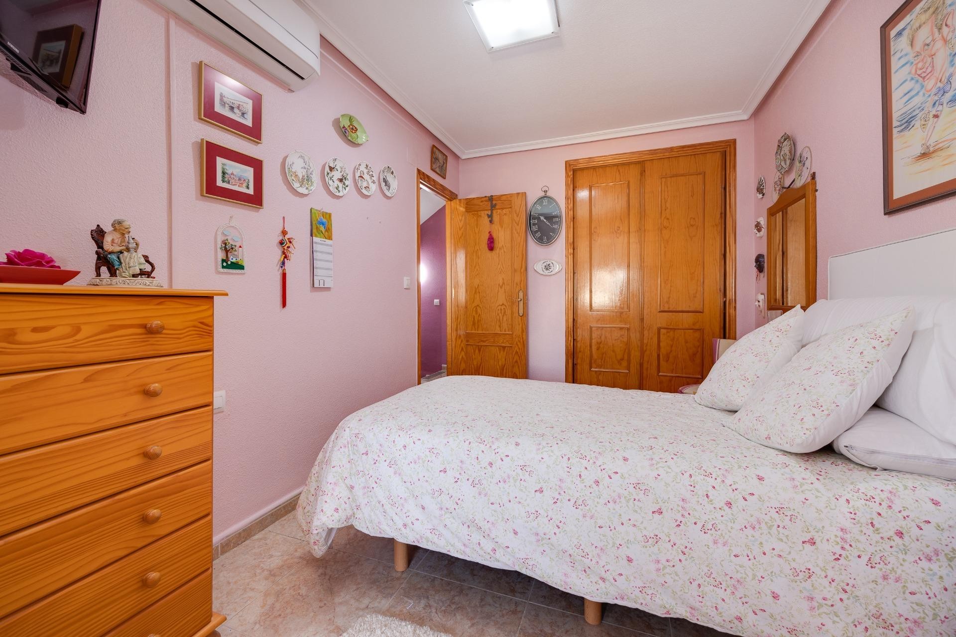 Resale - Town House - Torrevieja - Aguas Nuevas 2