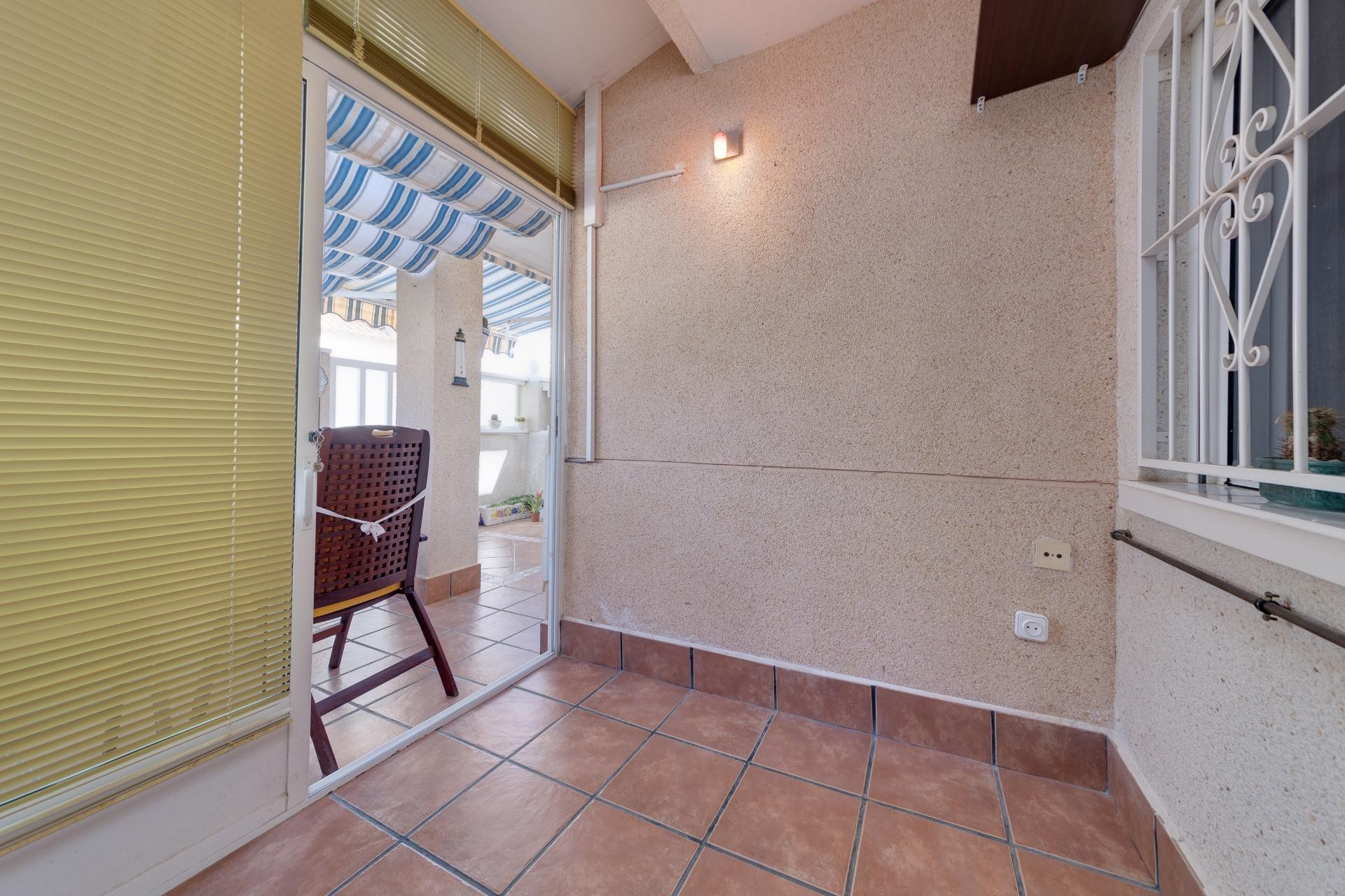 Resale - Town House - Torrevieja - Aguas Nuevas 2