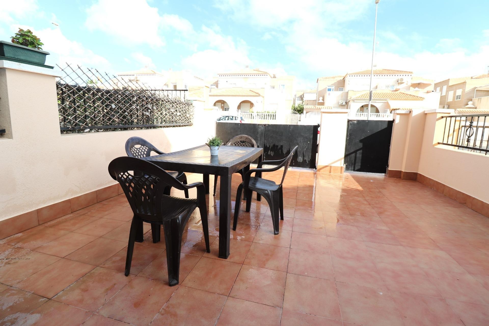 Resale - Townhouse - Torrevieja - Aguas nuevas 1