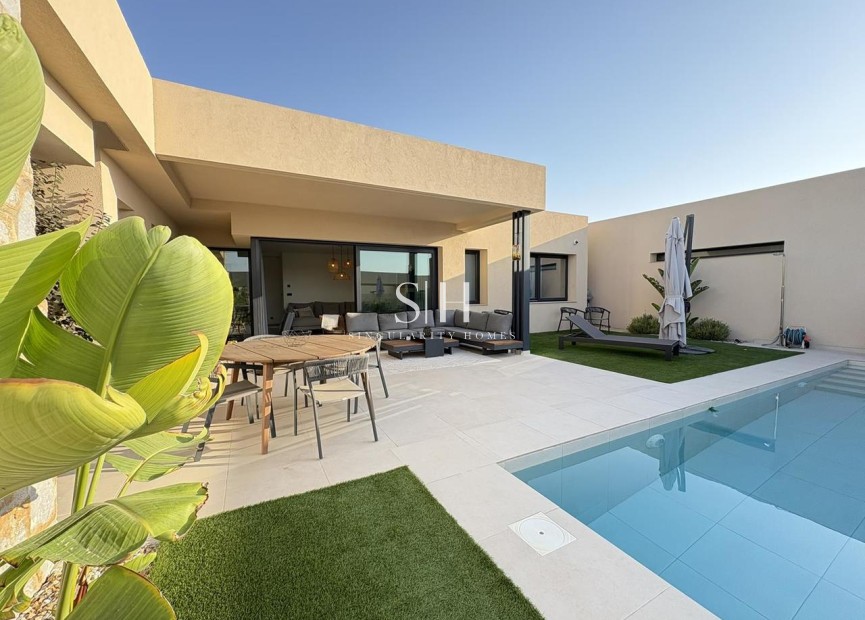 Resale - Villa - Altaona Golf and Country Village - Altaona Golf - Country Village