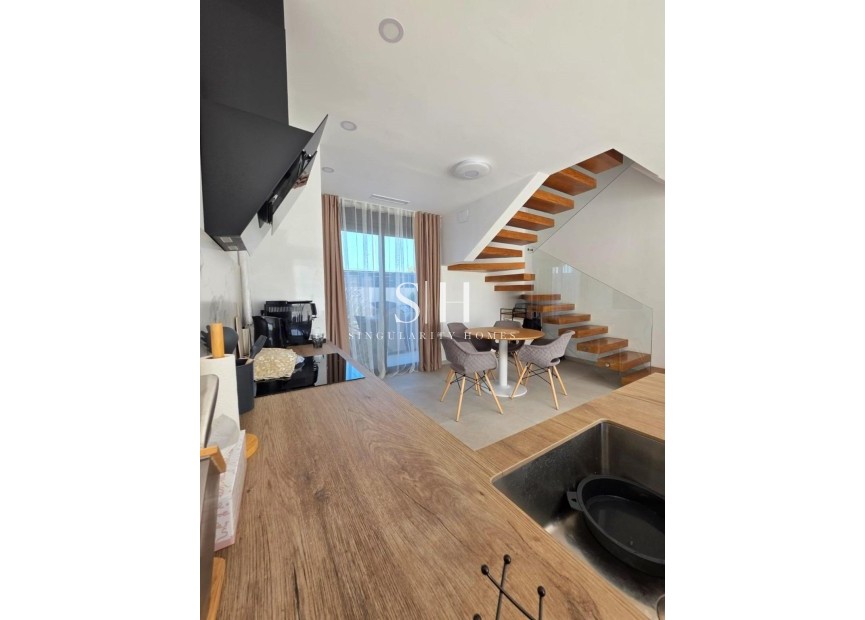 Resale - Villa - Benijofar