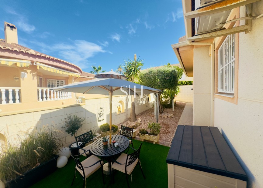 Resale - Villa - Benijofar