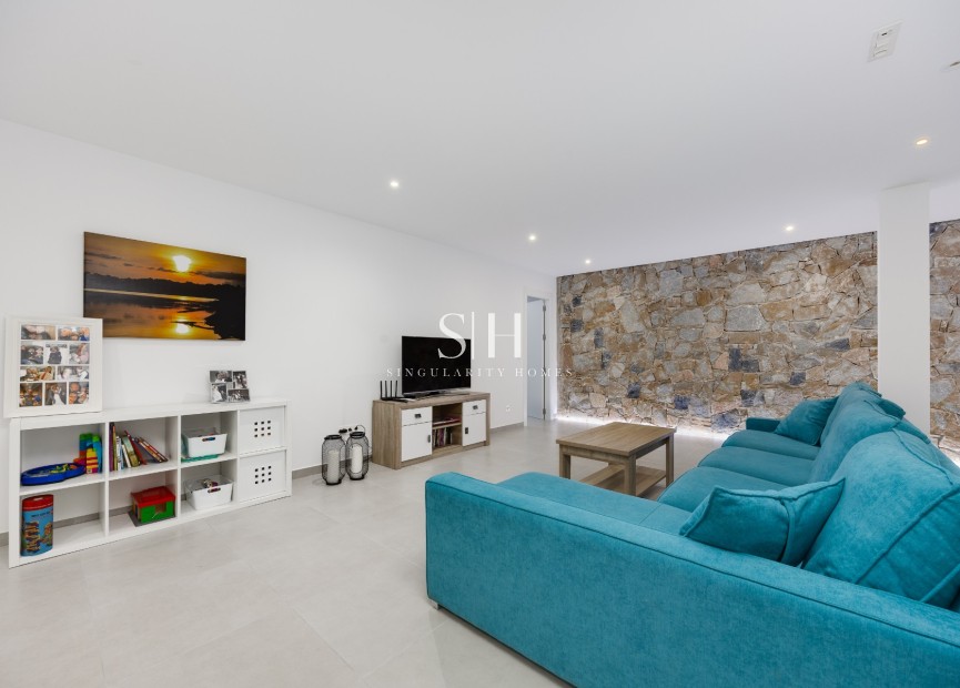 Resale - Villa - Benijofar