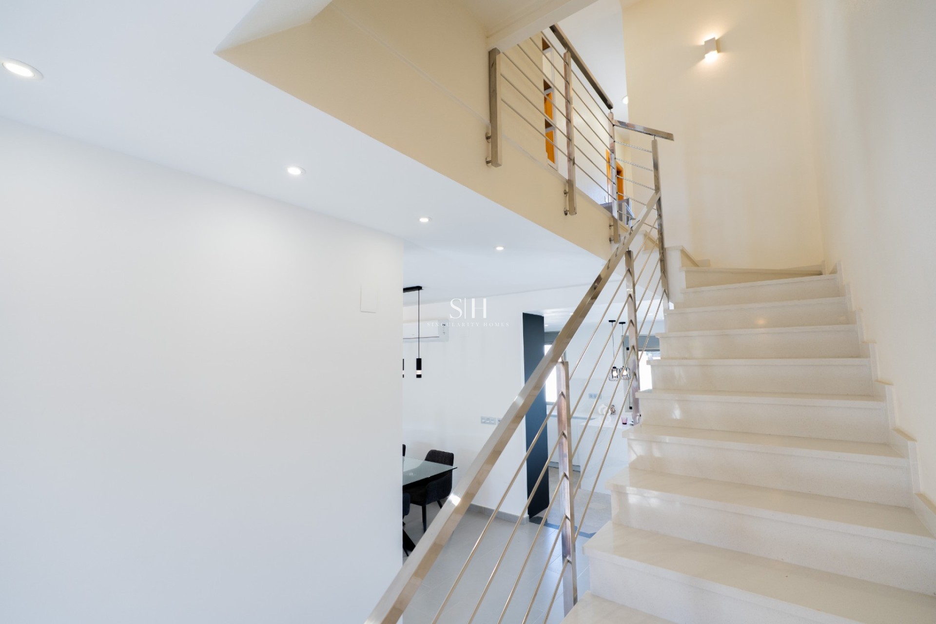 Resale - Villa - Bigastro