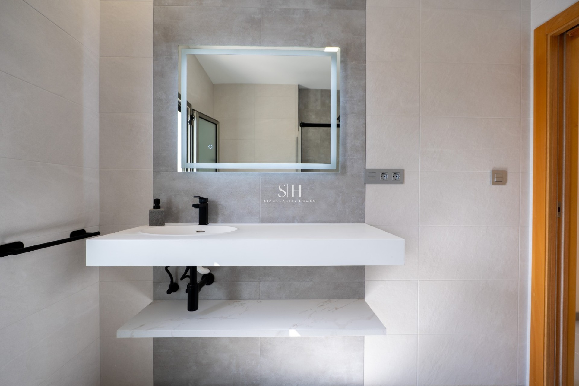 Resale - Villa - Bigastro