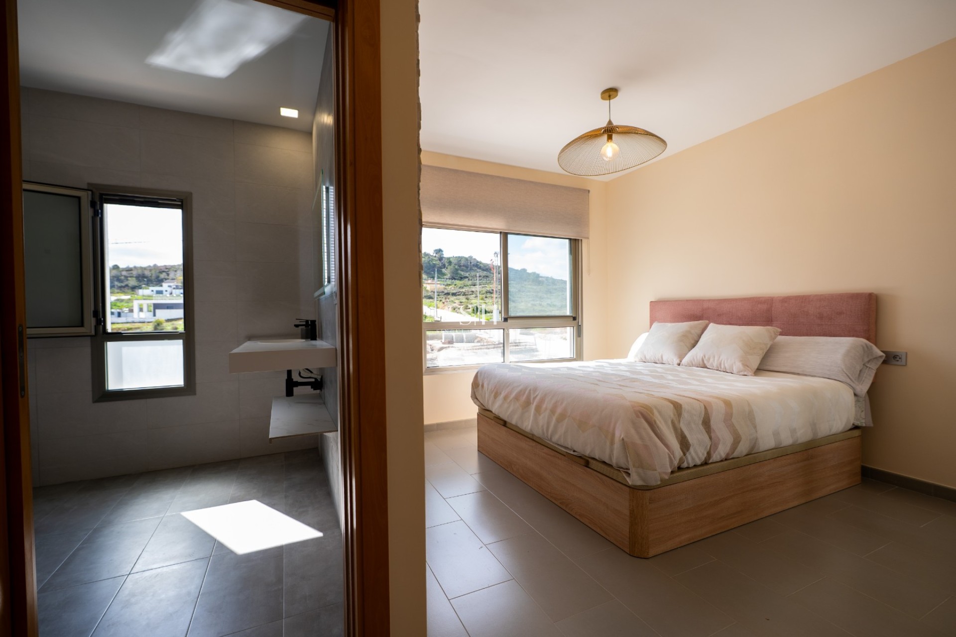 Resale - Villa - Bigastro