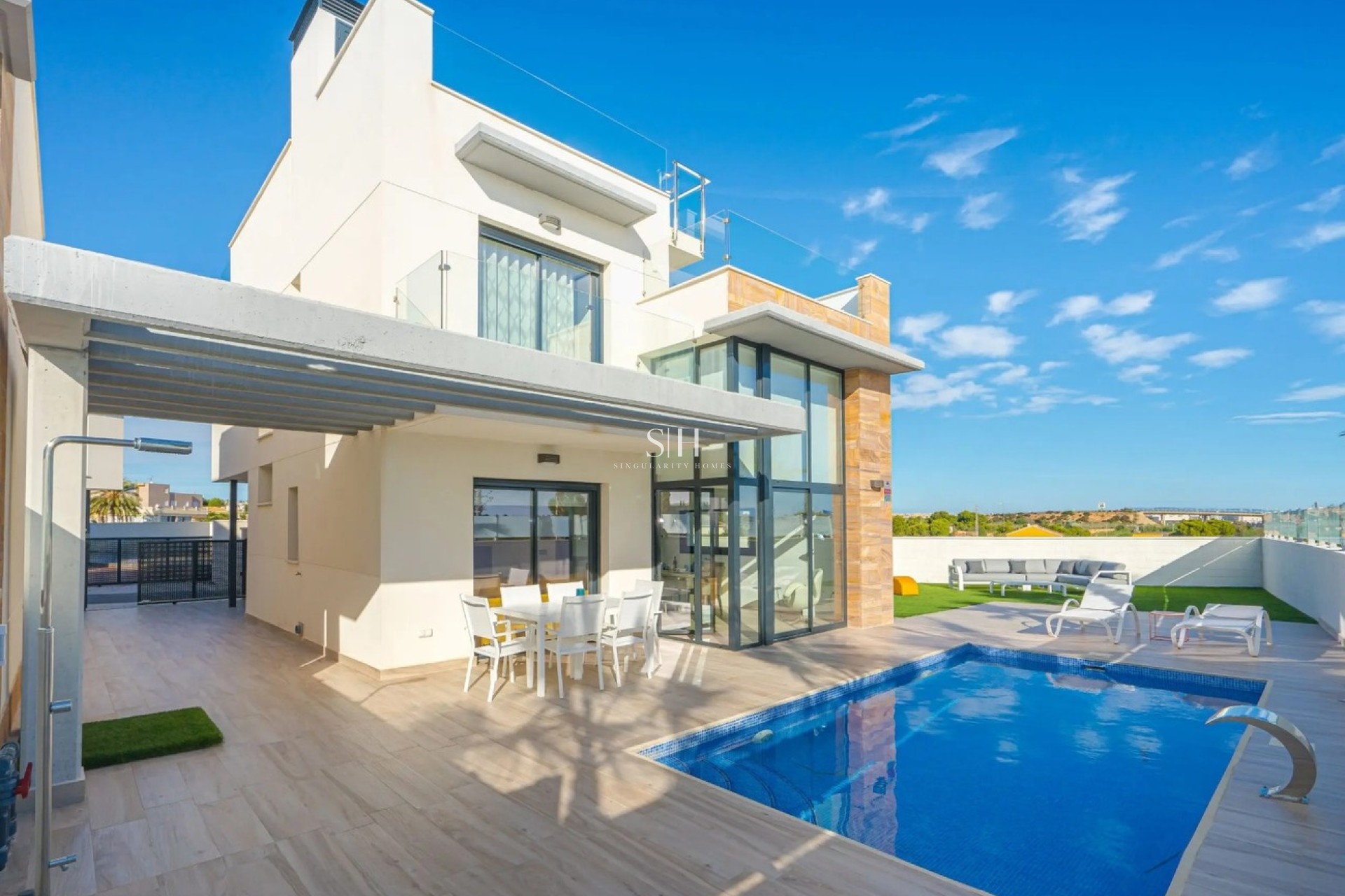 Resale - Villa - Cabo Roig - Costa Blanca