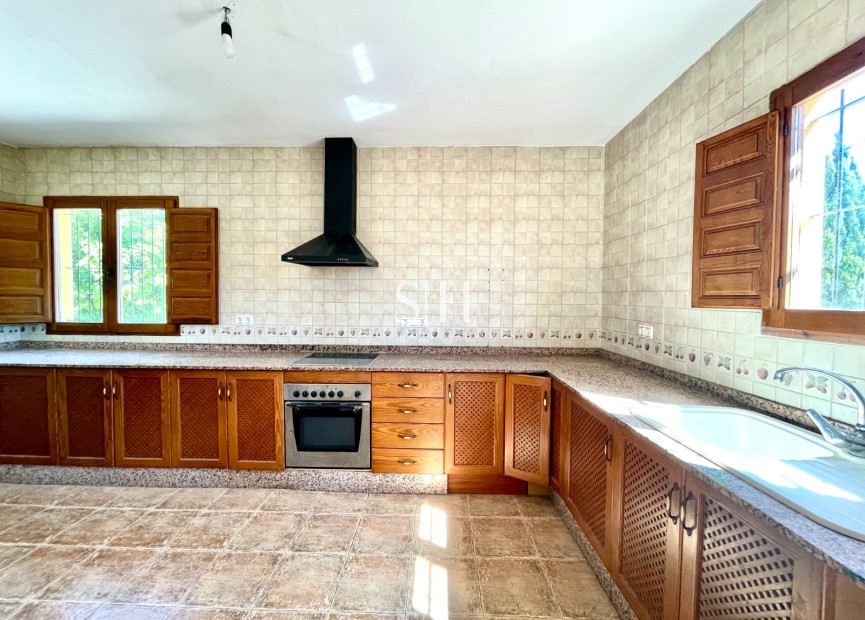 Resale - Villa - Catral - Costa Blanca