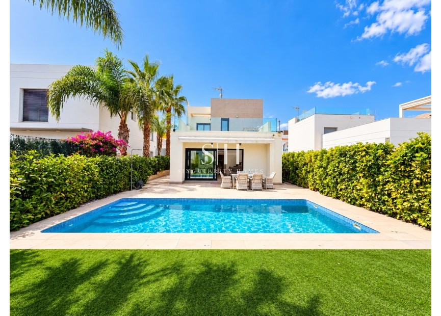 Resale - Villa - Ciudad Quesada - Costa Blanca