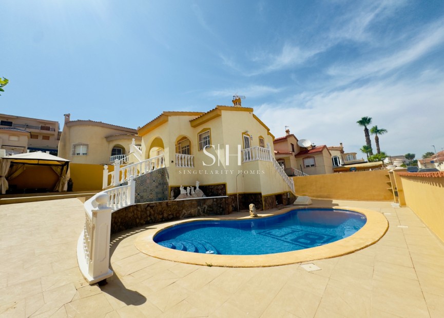 Resale - Villa - Ciudad Quesada