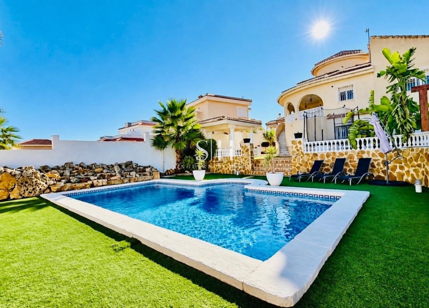 Resale - Villa - Ciudad Quesada