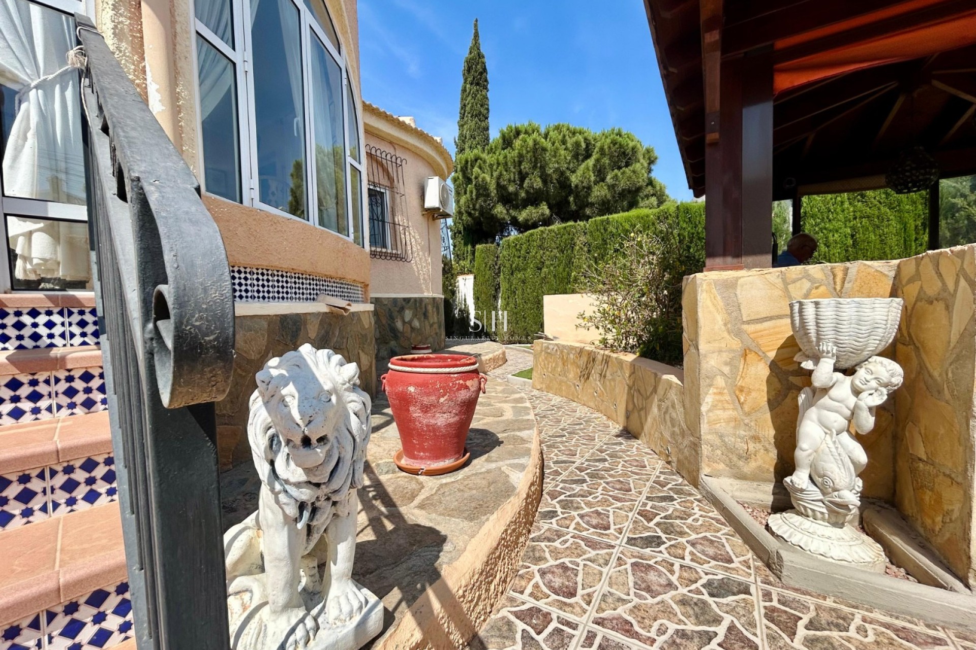 Resale - Villa - El Chaparral - Inland