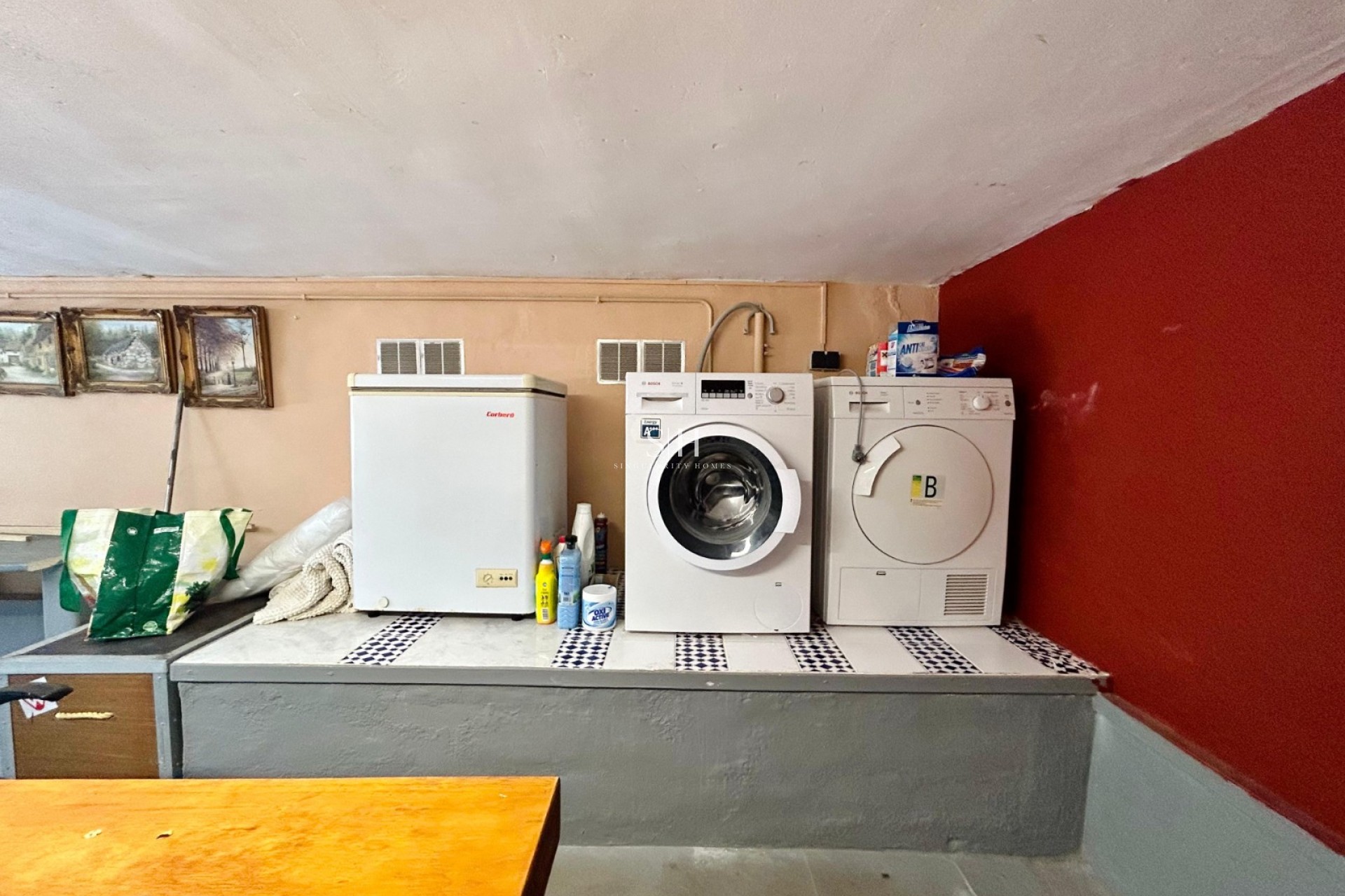 Resale - Villa - El Chaparral - Inland