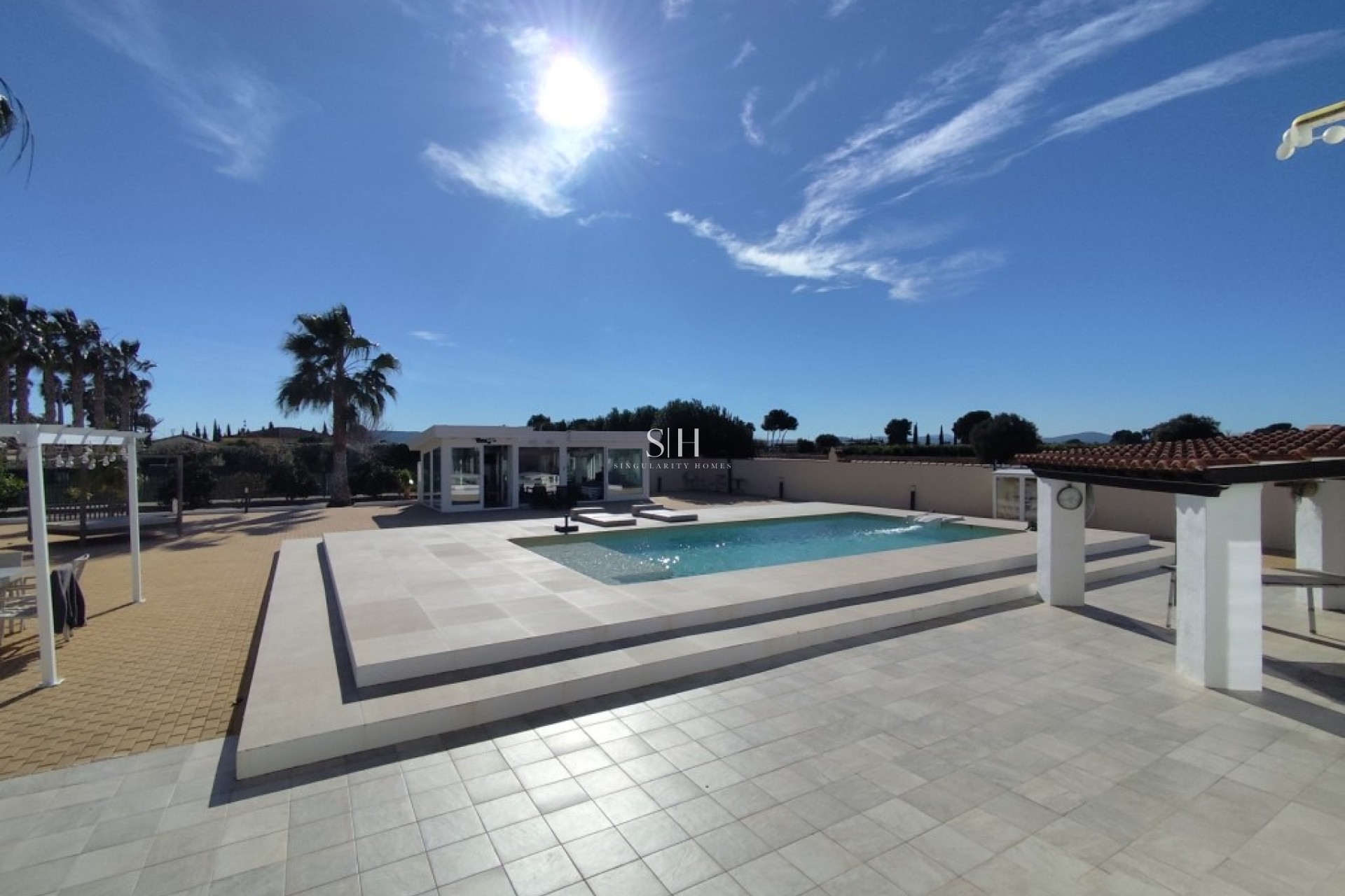 Resale - Villa - El Mudamiento