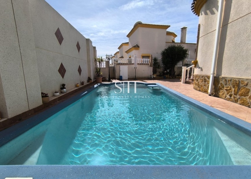 Resale - Villa - Guardamar del Segura - Costa Blanca