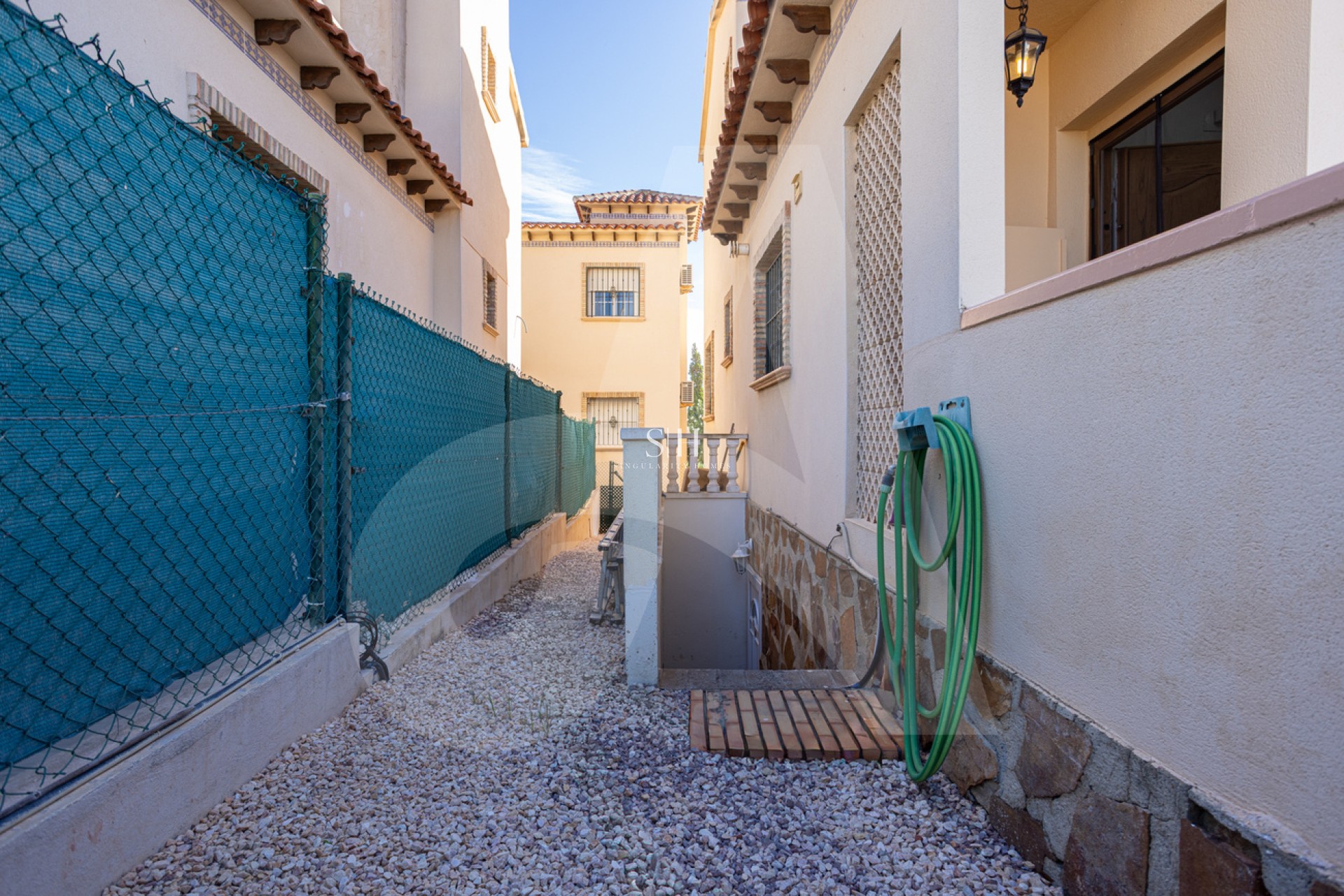 Resale - Villa - Guardamar del Segura - EL RASO