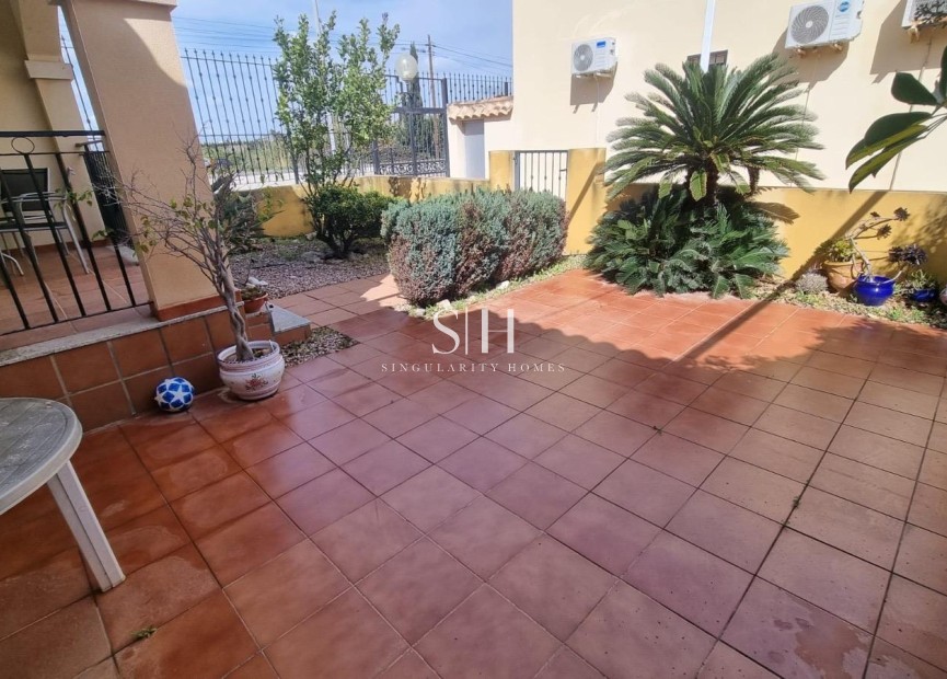 Resale - Villa - Guardamar del Segura - Urbanizaciones