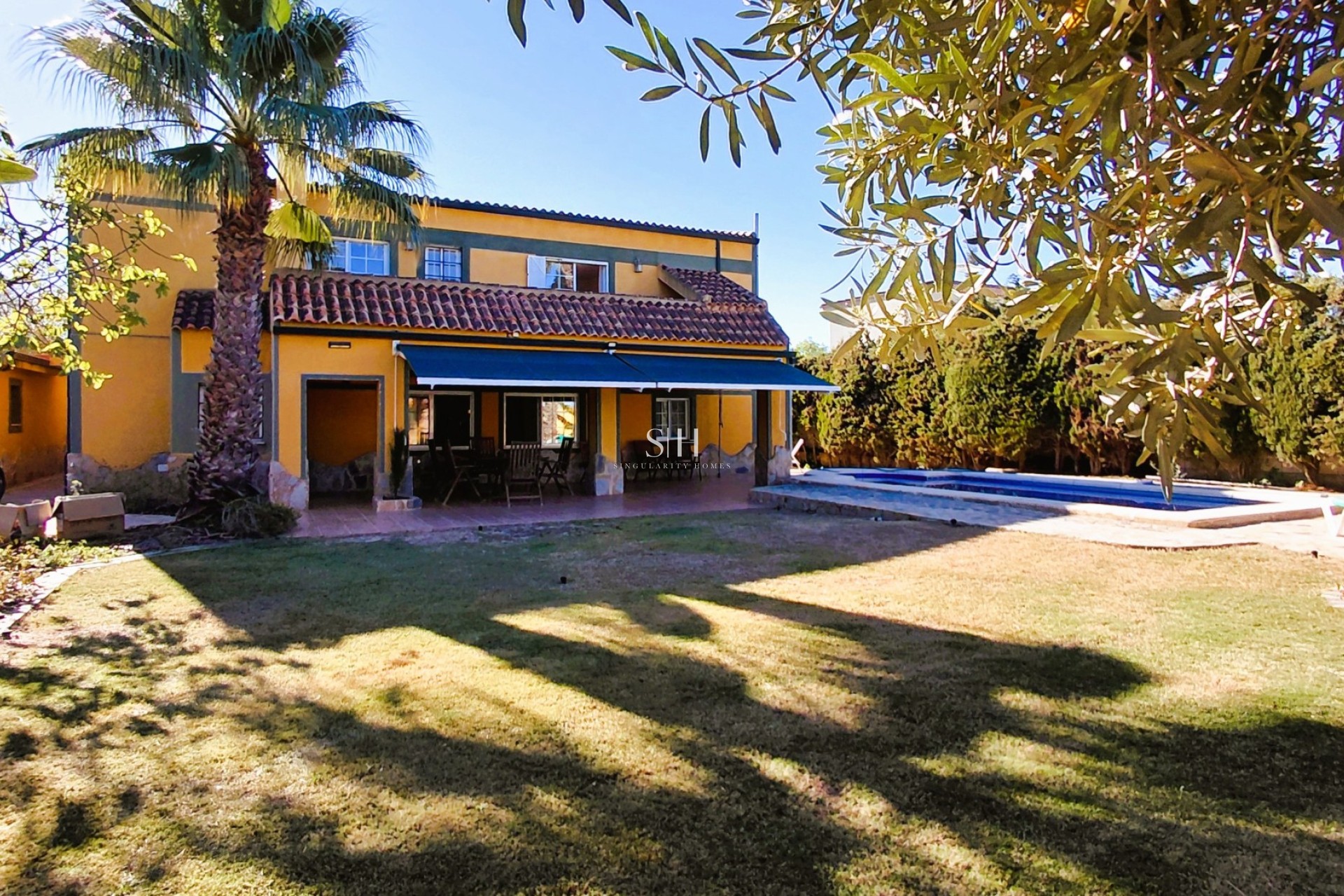 Resale - Villa - La Marina