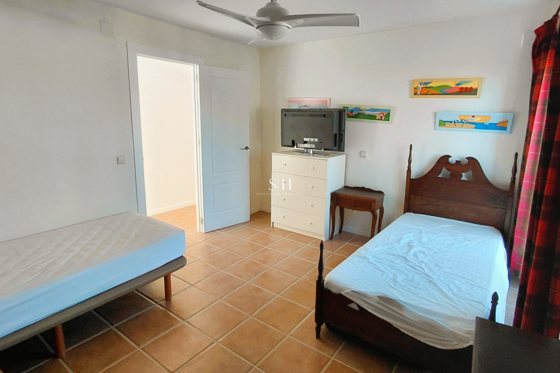 Resale - Villa - La Marina