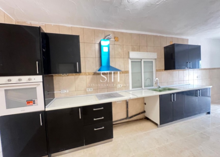 Resale - Villa - La Solana