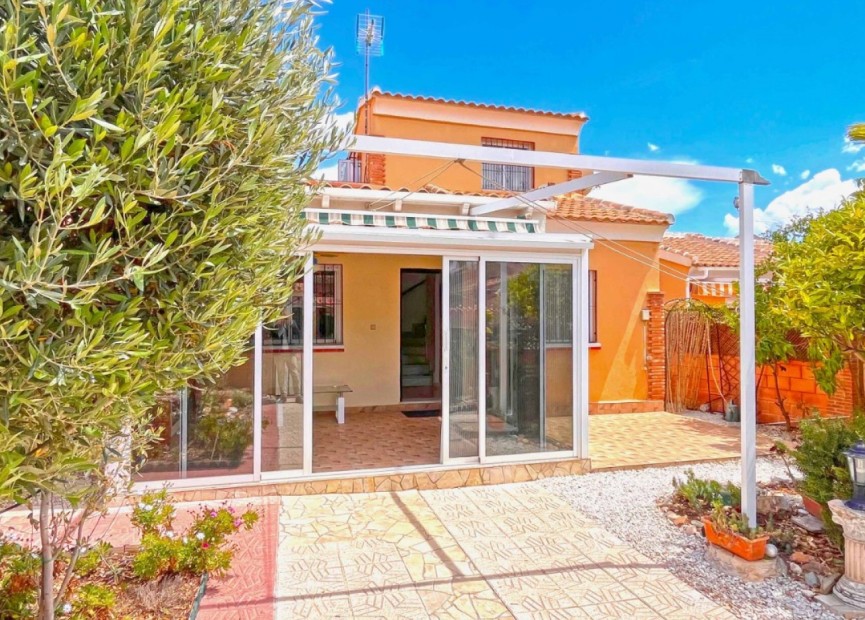 Resale - Villa - Orihuela Costa - Costa Blanca