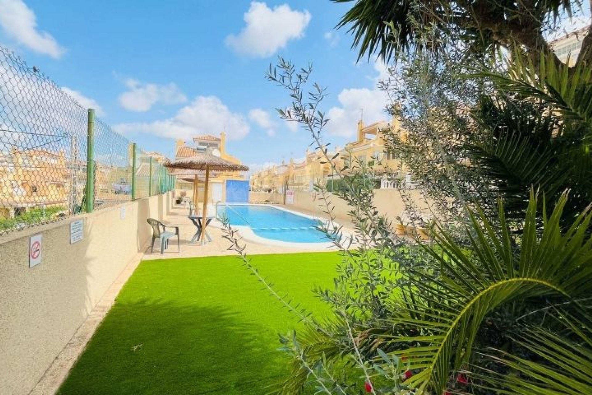 Resale - Villa - Orihuela Costa - Costa Blanca