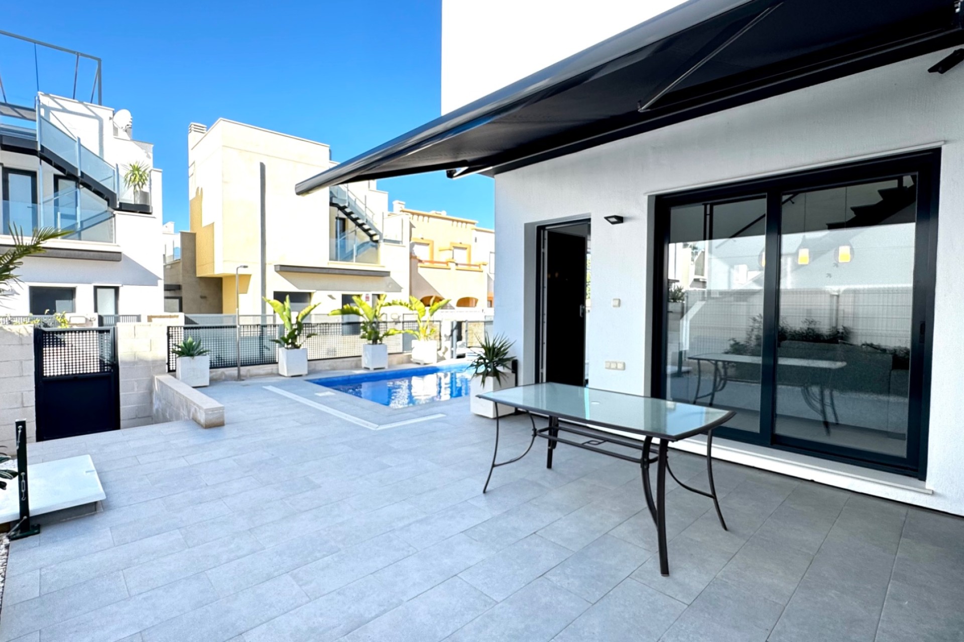 Resale - Villa - Orihuela Costa - Costa Blanca