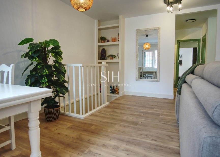 Resale - Villa - Orihuela Costa - Costa Blanca