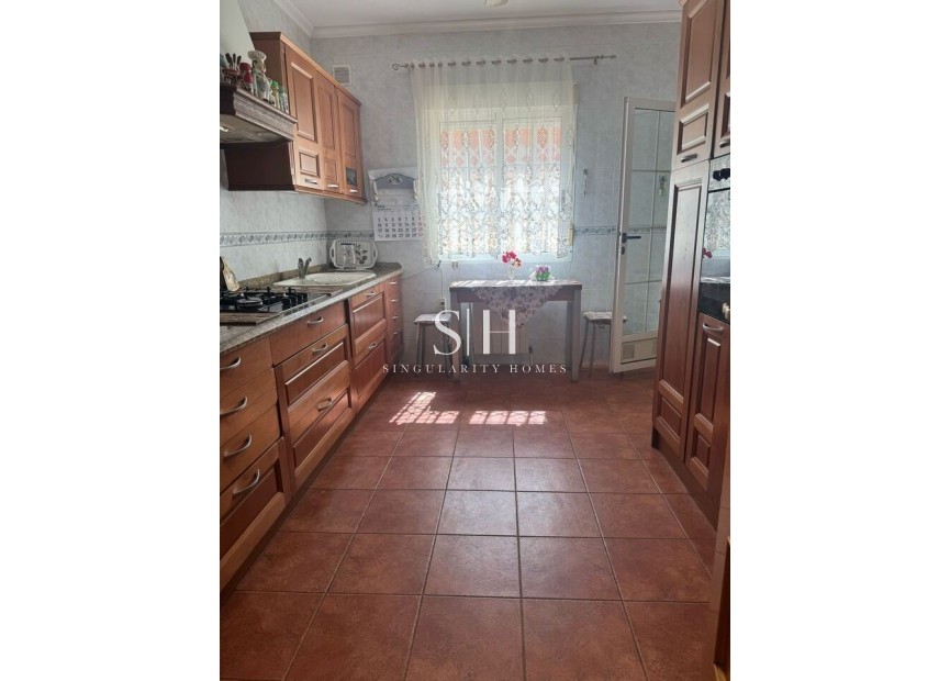 Resale - Villa - Orihuela Costa - Costa Blanca