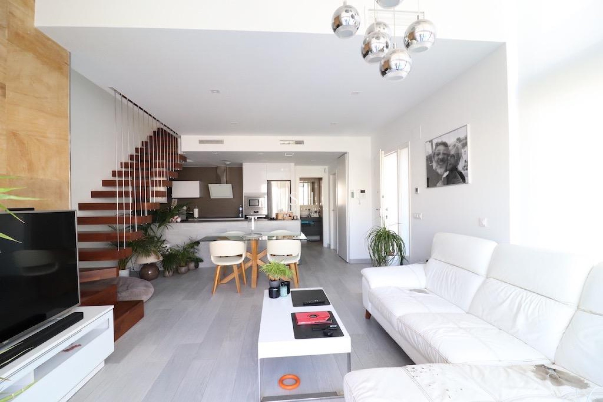 Resale - Villa - Orihuela Costa - Costa Blanca