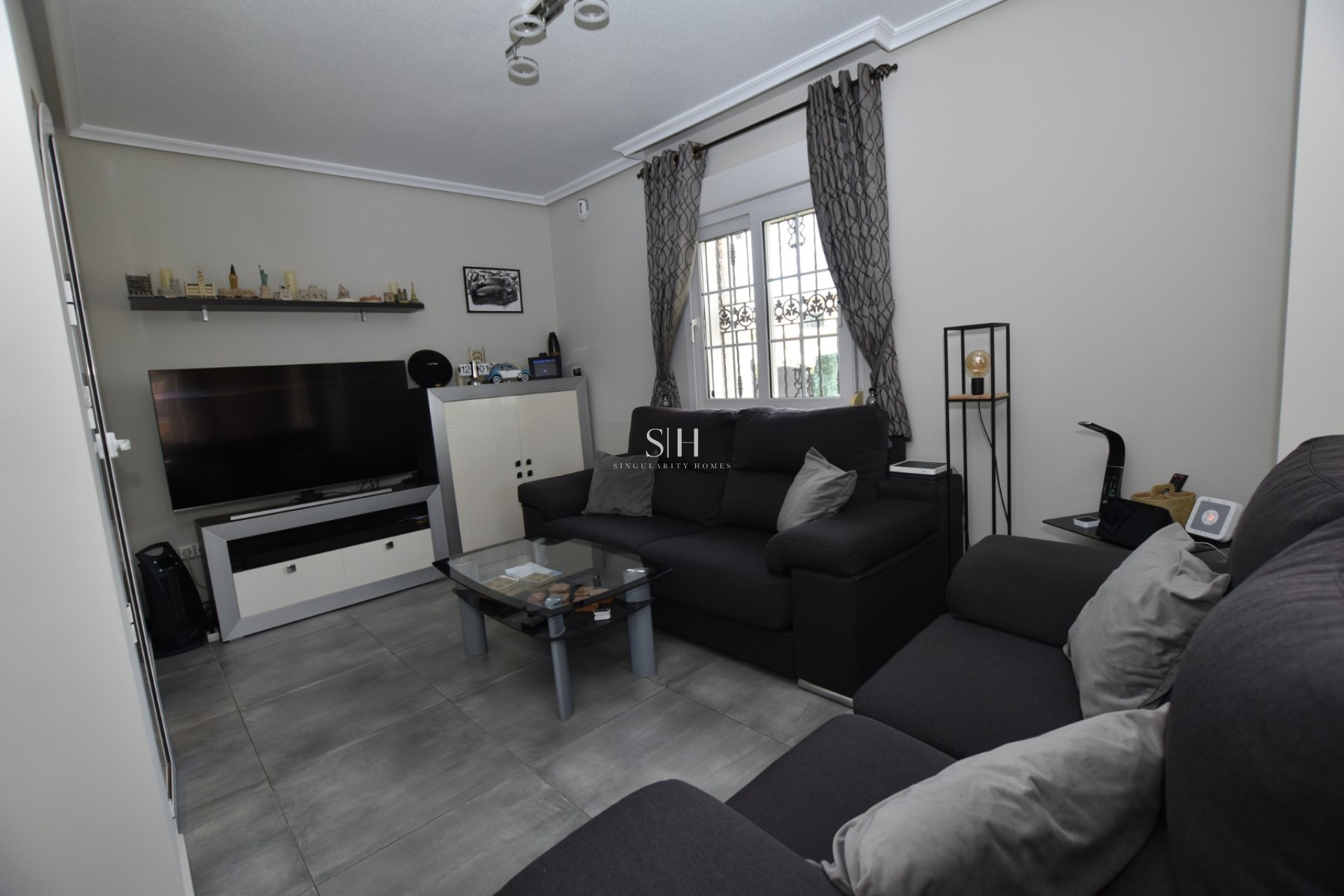 Resale - Villa - Orihuela Costa - Costa Blanca