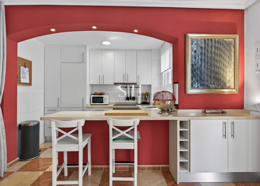 Resale - Villa - Orihuela Costa - Costa Blanca