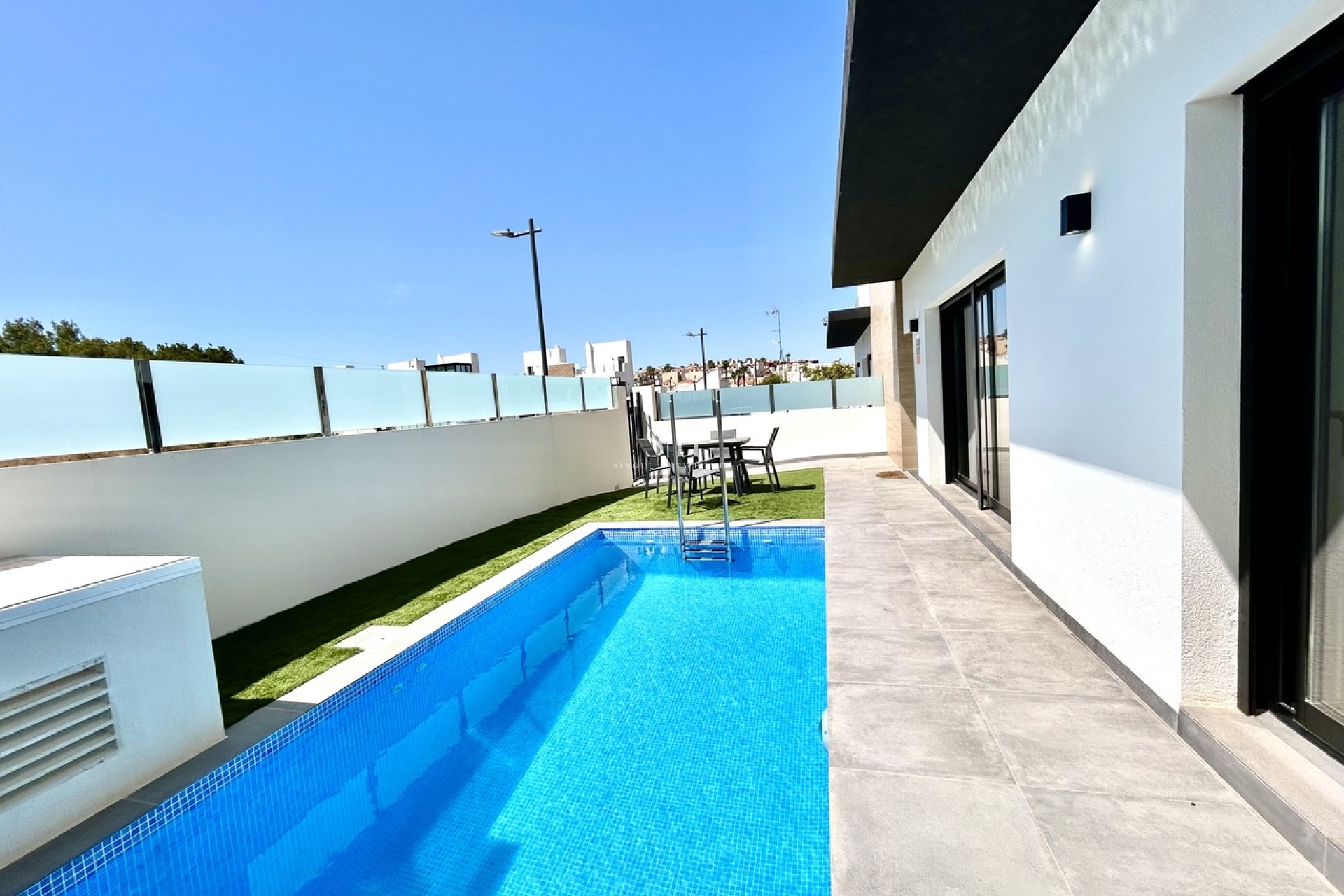 Resale - Villa - Orihuela Costa - Costa Blanca