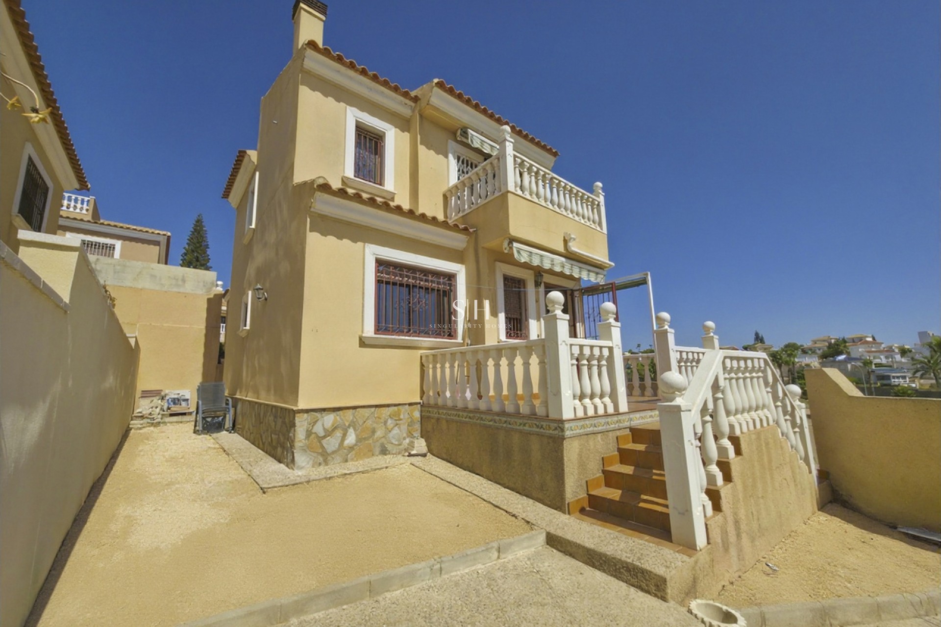 Resale - Villa - Orihuela Costa - Costa Blanca
