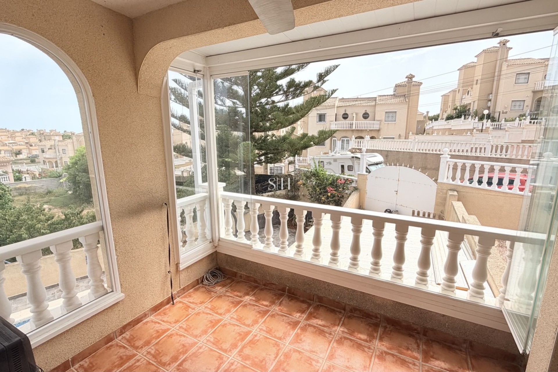 Resale - Villa - Orihuela Costa - Costa Blanca