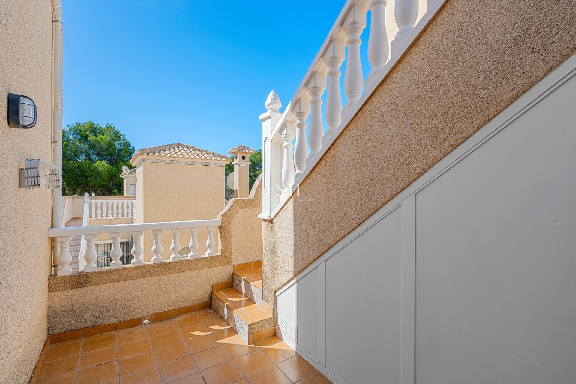 Resale - Villa - Orihuela Costa - Costa Blanca