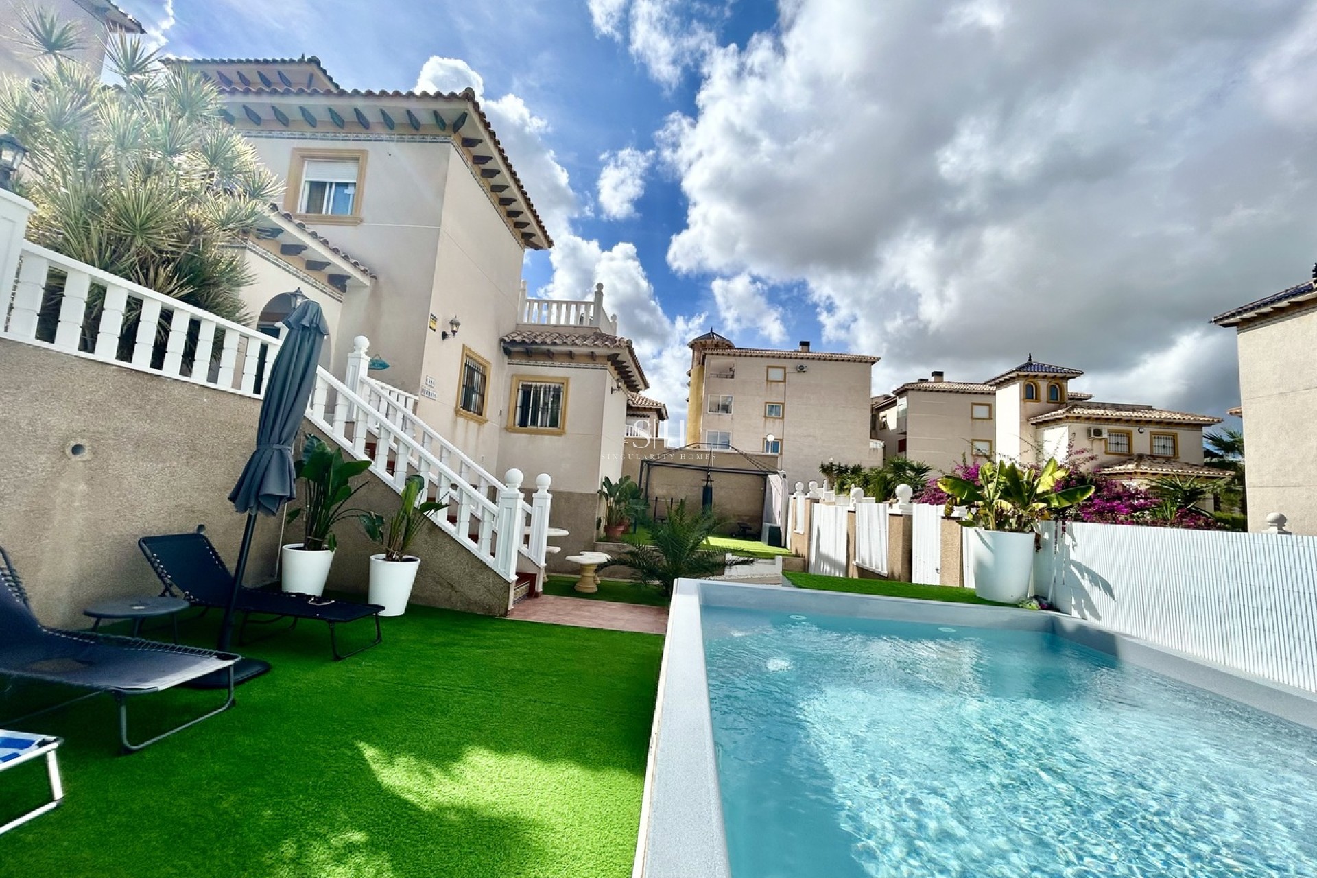 Resale - Villa - Orihuela Costa - Costa Blanca